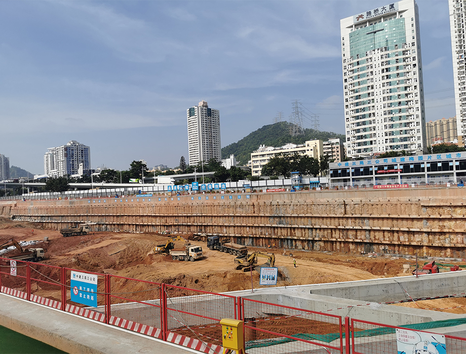 罗湖区更新单元项目地基与基础工程